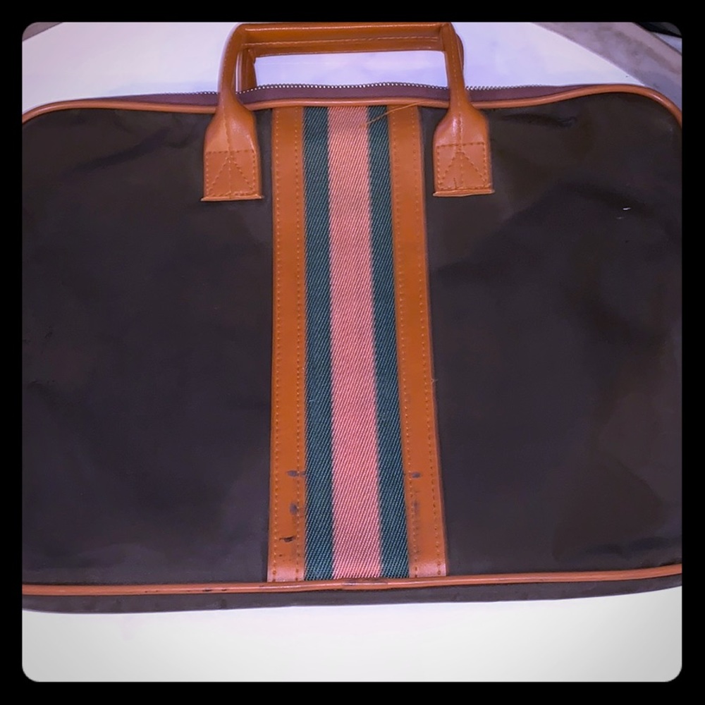 Designer inspired lap top carrier